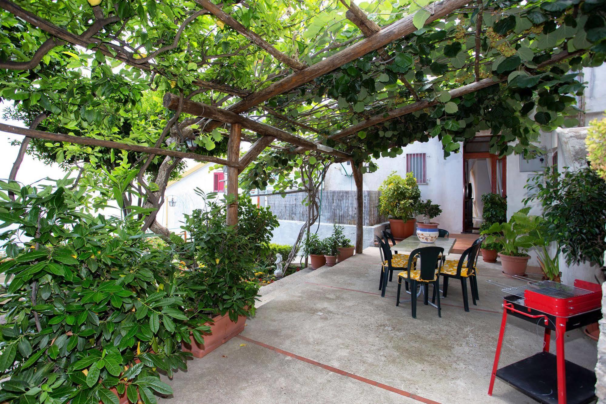 Il Rifugio Di Ela Villa Фуроре Екстериор снимка
